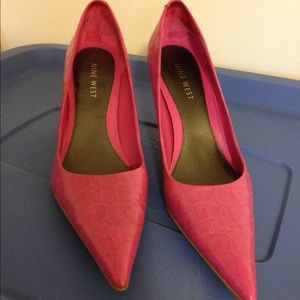 COPY - Pink Nine West shoes!